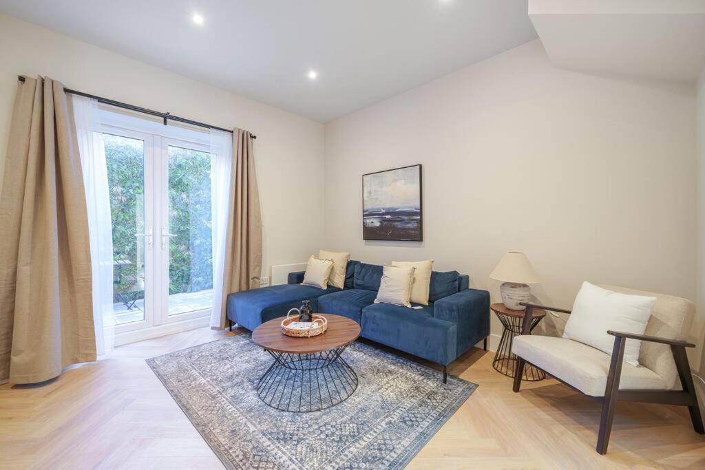شقة Cosy Tooting Retreat: 2-Bed Gem لندن المظهر الخارجي الصورة